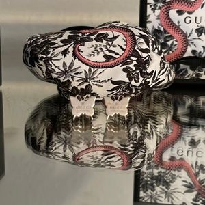Pre loved gucci butterfly earrings silver